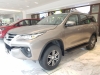 gia-xe-toyota-fortuner-may-dau-mt-4x2-2-4l-so-san