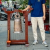 Quả Chuông Đồng 20kg + Giá Treo Gỗ Lim