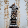 Tượng Đồng Trần Quốc Tuấn Đứng Bệ Thuyền Khảm Tam Khí Cao 61Cm
