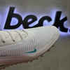 giay-bong-da-nike-phantom-6-pro-low-tf-hj4123-102-trang-xanh-mint