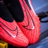 giay-bong-da-nike-phantom-gx-elite-do-got-den-co-cao-giau-day-tf