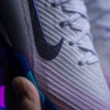 giay-bong-da-tre-em-mercurial-superfly-10-elite-trang-xanh-hologram-co-cao-tf