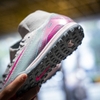 giay-bong-da-tre-em-nike-mercurial-superfly-10-elite-xam-xanh-vach-hong-co-cao-t
