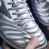 giay-bong-da-mizuno-morelia-neo-iv-pro-as-tf-p1gd253504-bac-vang