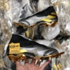 giay-bong-da-adidas-nemeziz-19-den-trang-vach-vang-khong-day-co-cao-fg