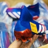 giay-bong-da-adidas-predator-20-tormentor-xanh-bien-vach-trang-mui-do-khong-day-