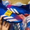 giay-bong-da-adidas-predator-20-tormentor-xanh-bien-vach-trang-mui-do-khong-day-