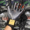 gang-tay-adidas-predator-pro-den-van-cam-v2-khong-xuong