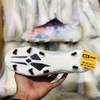 giay-bong-da-adidas-x-ghosted-1-tsubasa-trang-den-vach-cam-fg
