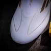 giay-bong-da-adidas-f50-elite-laceless-trang-vang-khong-day-fg
