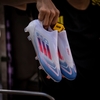 giay-bong-da-adidas-f50-laceless-elite-trang-vach-do-khong-day-fg