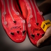 giay-bong-da-adidas-f50-laceless-elite-cam-do-khong-day-fg