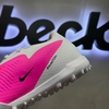 giay-bong-da-nike-phantom-6-academy-tf-world-cup-2026-iq2399-900-hong-trang