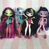 Búp Bê Người Ngoài Hành Tinh 17 cm 7 inches MGA Novi Stars Doll