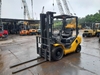 xe-nang-cu-komatsu-2.5-tan-doi-2012