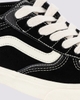 VANS Việt Nam | Giày VANS ROWLEY CLASSIC BLACK/MARSHMALLOW VN0009QJBPT