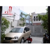 - Cho thuê Nhà trong hẻm xe hơi đường Nguyễn Cửu Vân, P.17, quận Bình Thạnh.