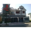 Villa cho thuê mặt tiền đường Song Hành Quận 2, giá 2000$