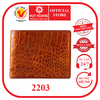 Bóp nam da cá sấu da bụng màu vàng bò HD2203