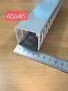 Máng nhựa răng lược ĐI DÂY TỦ RACK
