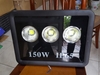 den-pha-led-150w-chieu-xa