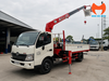 xe-nang-nguoi-14m-gan-cau-unic-co-gio-nang