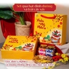 SET QUÀ 22 ( Gồm hộp quà, macca nứt vỏ, hạt điều lụa, mơ sấy dẻo, xoài sấy dẻo)