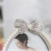 Khung ảnh cưới đính nơ đá