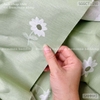 set-ga-goi-cotton-cuc-trang-nen-xanh-la-sggct230