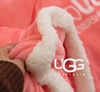 chan-long-cuu-uc-ugg-cam-hong-scu04
