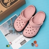 rep crocs mầu hồng