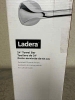 Thanh treo khăn Pfister Faucets Polished Chrome Lareda BTB-LR2C