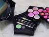 Set trang điểm Starlet Palette Douglas