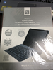 ỐP TUCANO TASTO KÈM BÀN PHÍM BLUETOOTH IPAD