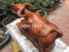Tượng trâu phong thủy gỗ hương gia lai