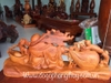Tượng di lặc kéo bao tiền, gỗ hương Gia Lai nguyên khối, cao 38cm rộng 79cm sâu 23cm