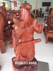 Tượng Quan Công trấn ải, gỗ hương Gia Lai nguyên khối, cao 80cm rộng 30cm sâu 23cm 