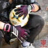 gang-tay-thu-mon-adidas-predator-competition-pro-pink
