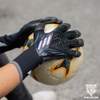 gang-tay-thu-mon-adidas-predator-mutator-hybrid-2022-black
