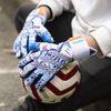 gang-tay-thu-mon-adidas-predator-freak-anticovid19-special-edition
