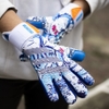 gang-tay-thu-mon-adidas-predator-freak-anticovid19-special-edition