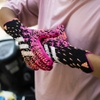 gang-tay-thu-mon-adidas-predator-mutator-2021-ver-1-pink