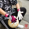 gang-tay-thu-mon-adidas-predator-mutator-hybrid-2024-pink