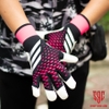 gang-tay-thu-mon-adidas-predator-mutator-hybrid-2024-pink