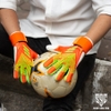 gang-tay-thu-mon-adidas-predator-completition-2023-vang-cam