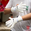gang-tay-thu-mon-nike-vapo-grip-3-promo-2025-trang