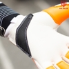 gang-tay-thu-mon-adidas-predator-zone-pro-2015-black-white-hang-co