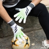 gang-tay-thu-mon-adidas-predator-mutator-hybrid-2024-green-white