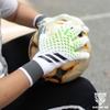 gang-tay-thu-mon-adidas-predator-mutator-hybrid-2024-green-white