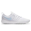 Nike Free TR 7 Reflect AA2238-100